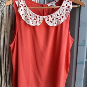 Adorable Peter Pan collared sleeveless orange 🍊 shirt. Forever 21